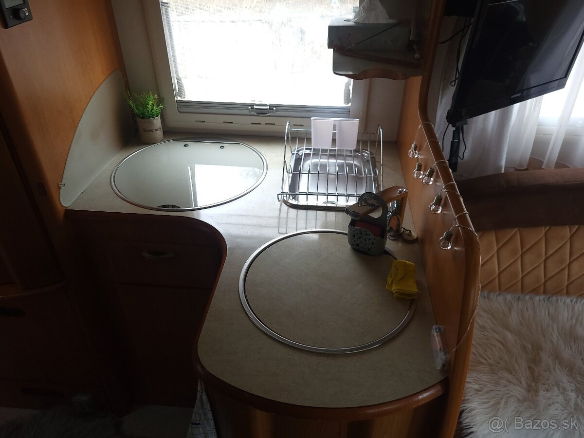 Autokaravan Hymer eriba jet 636 - 11