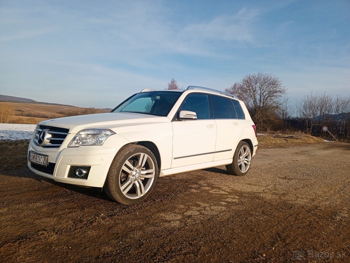 GLK 320 V6,4Motion 3.0,165Kw,225 koní,205000km - 11