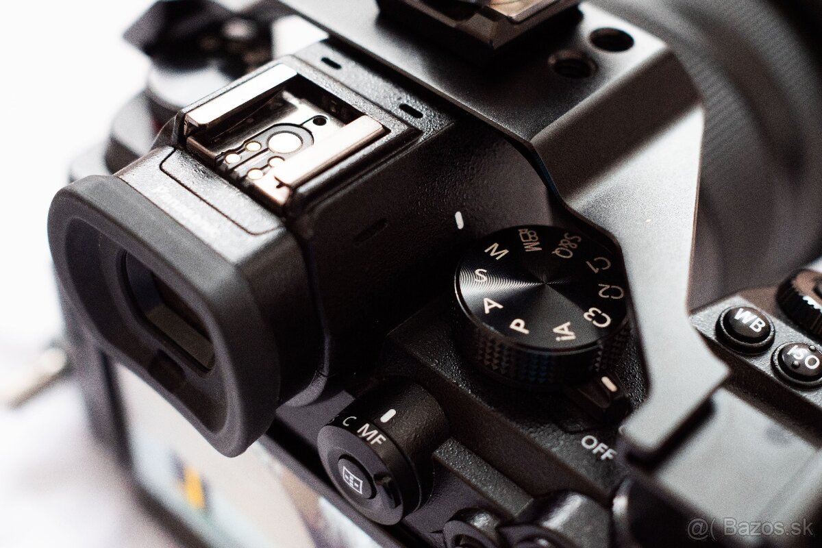 Panasonic S5 + SmallRig cage ZADARMO - 11