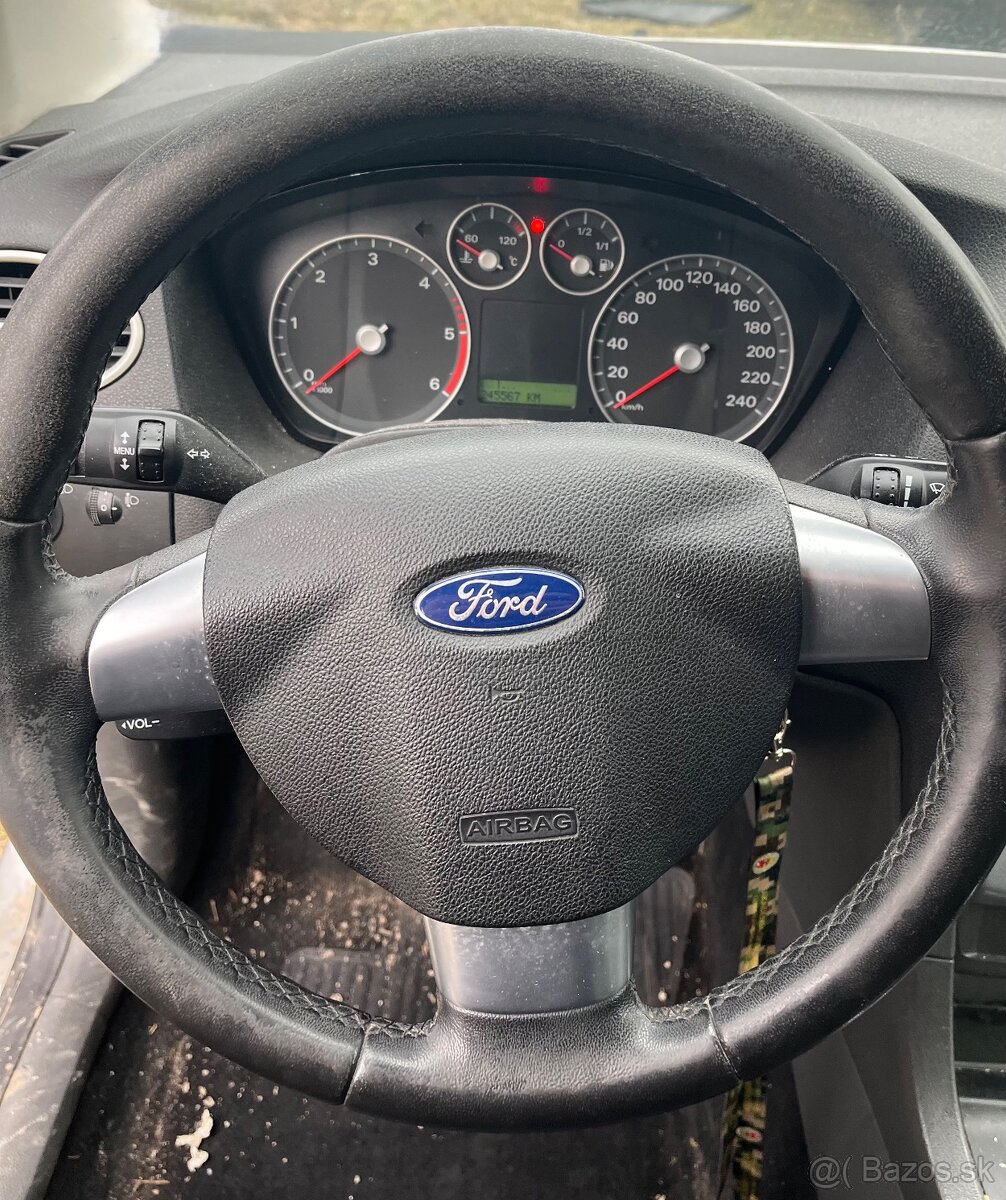 Ford Focus Combi 1.6TDCI - 11