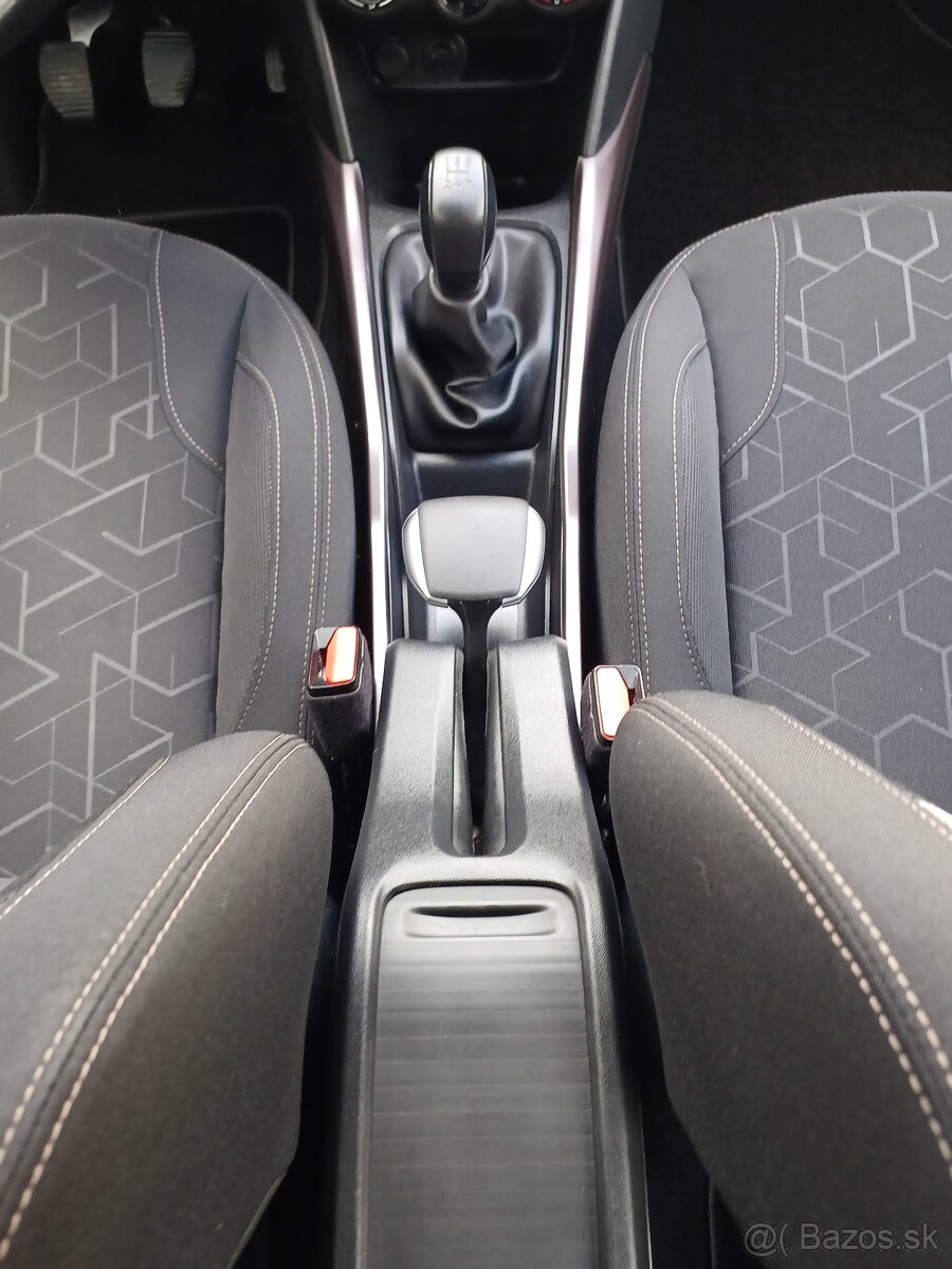 Peugeot 2008 1,2 benzín, 172.000km - 11