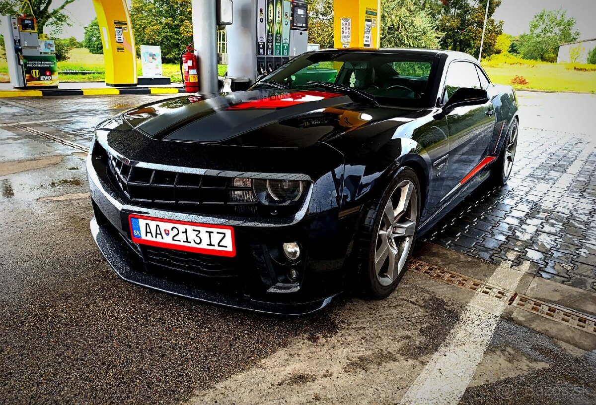 Chevrolet Camaro SS 45Th Anniversary Edition - 11