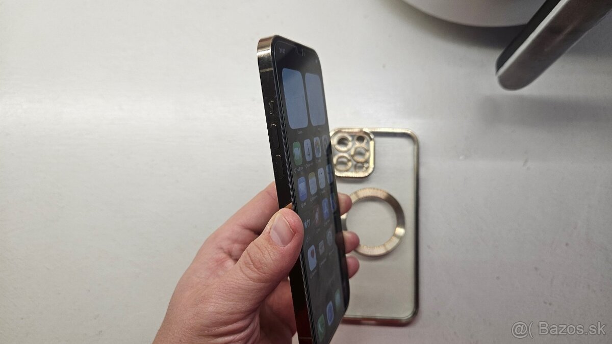 Apple iPhone 12 Pro Max 128GB - jemná puklina, nová bat. - 11