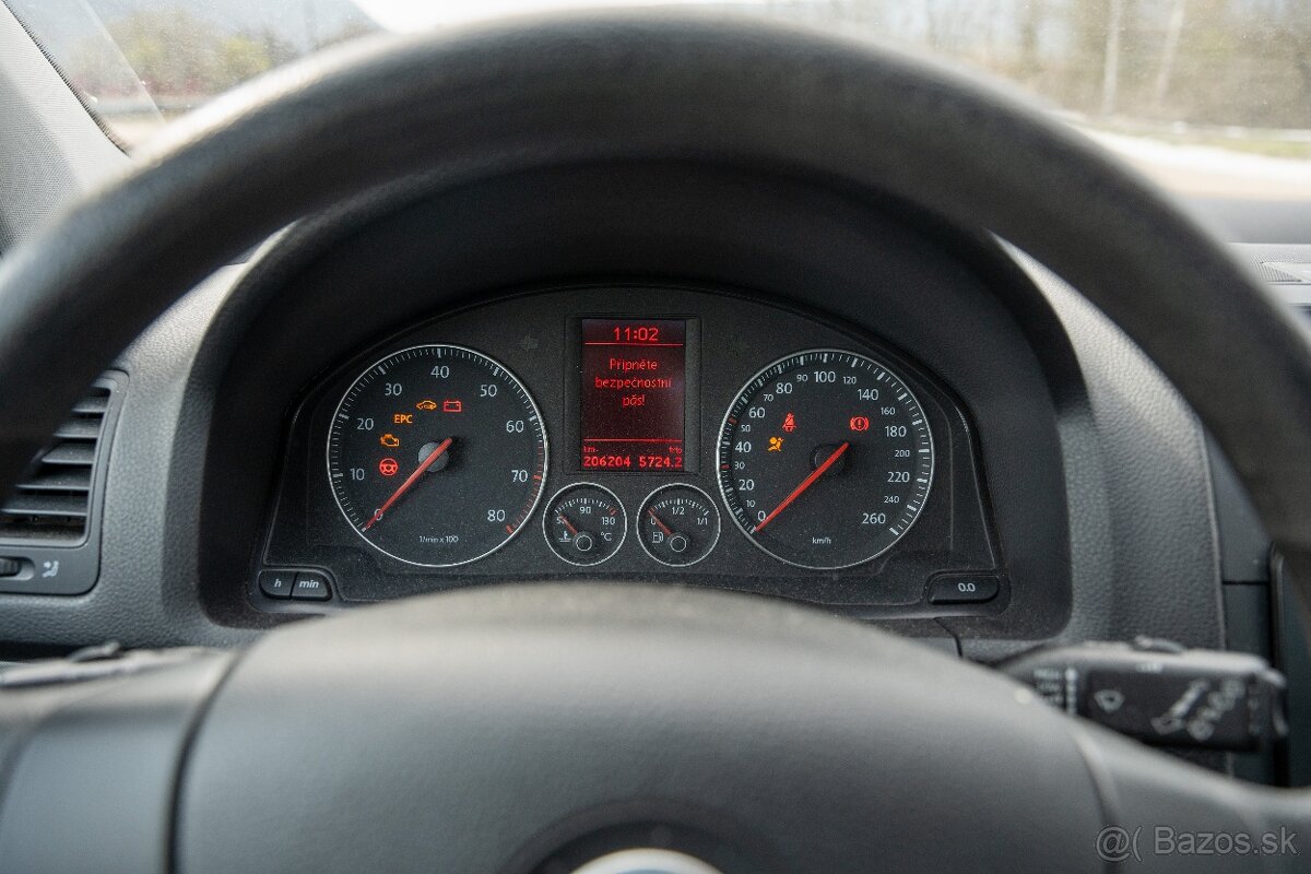 Volkswagen Golf V - 11