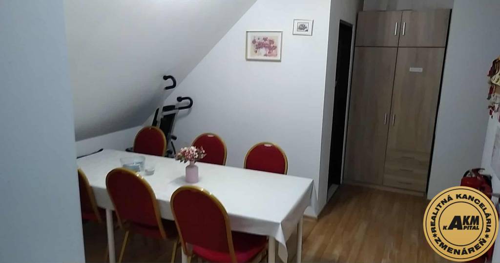 Rodinný dom 979 m2 Turčianske Teplice na predaj - 11