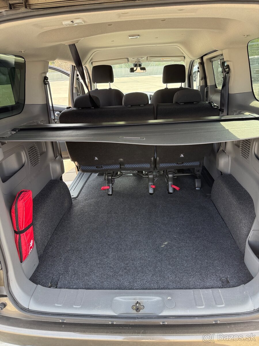 NISSAN NV200 Evalia 1.6 benzin TOP - 11