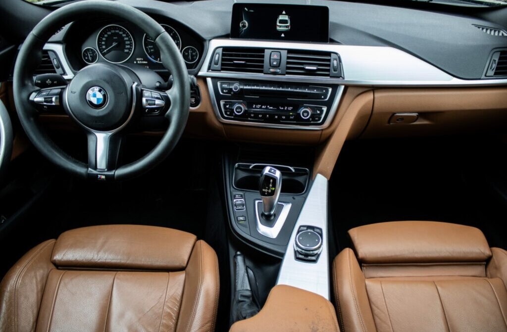 BMW Rad 3 GT 320d Luxury Line, 140 kW (2016) - 11