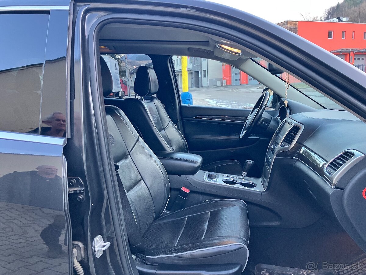 Jeep Grand Cherokee 3.0crdi OVERLAND - 11