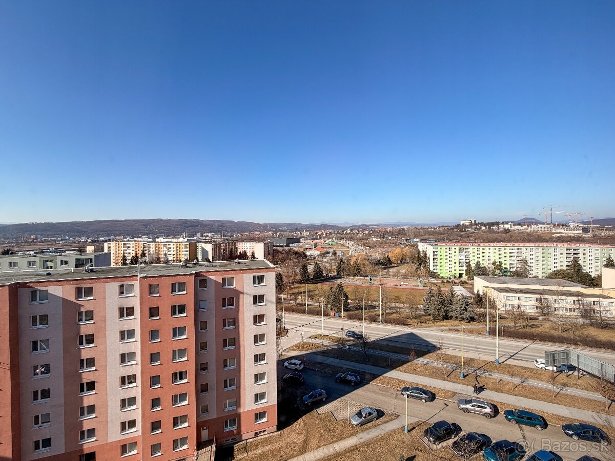 3,5 izbový byt s loggiou, Justičná, Sekčov - 11