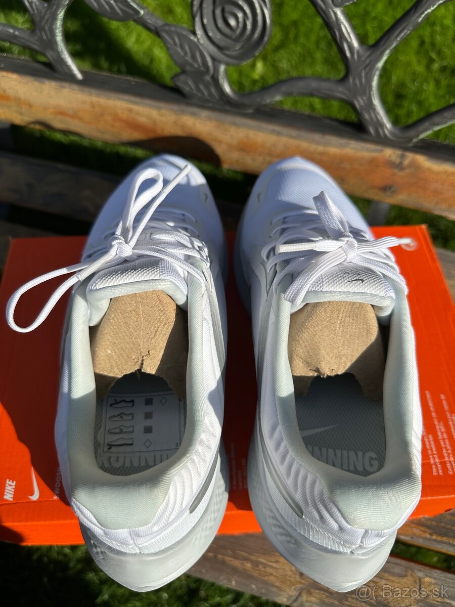 Sportove tenisky Nike Quest 5 - 11