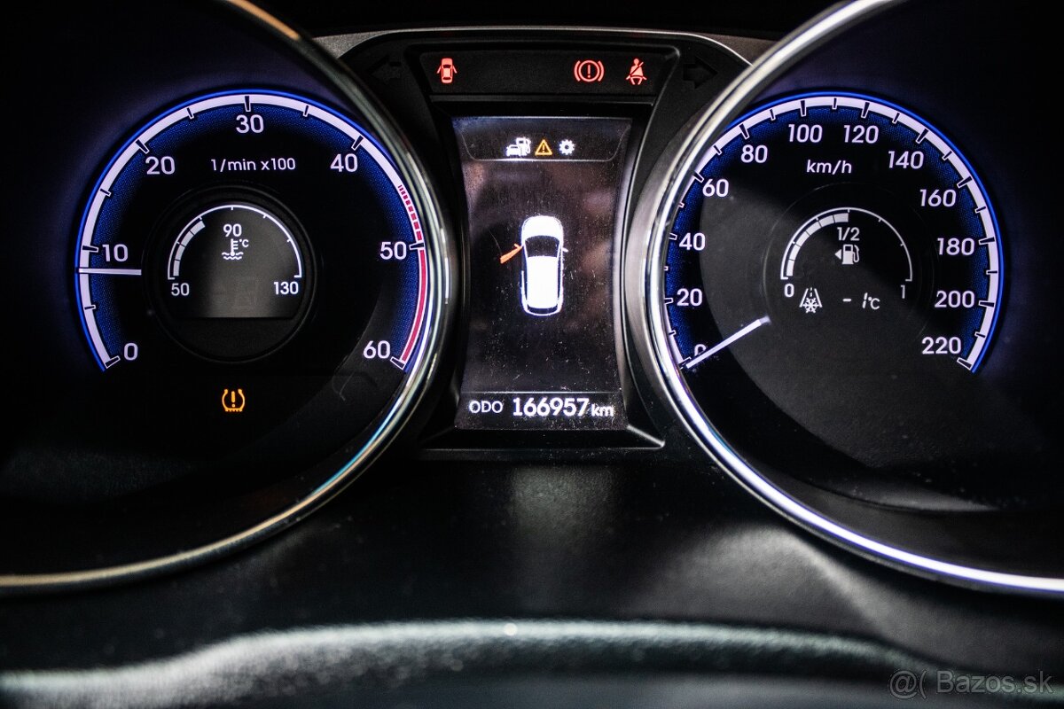 Hyundai ix35 2.0 CRDI VGT Style 4x4 - 11