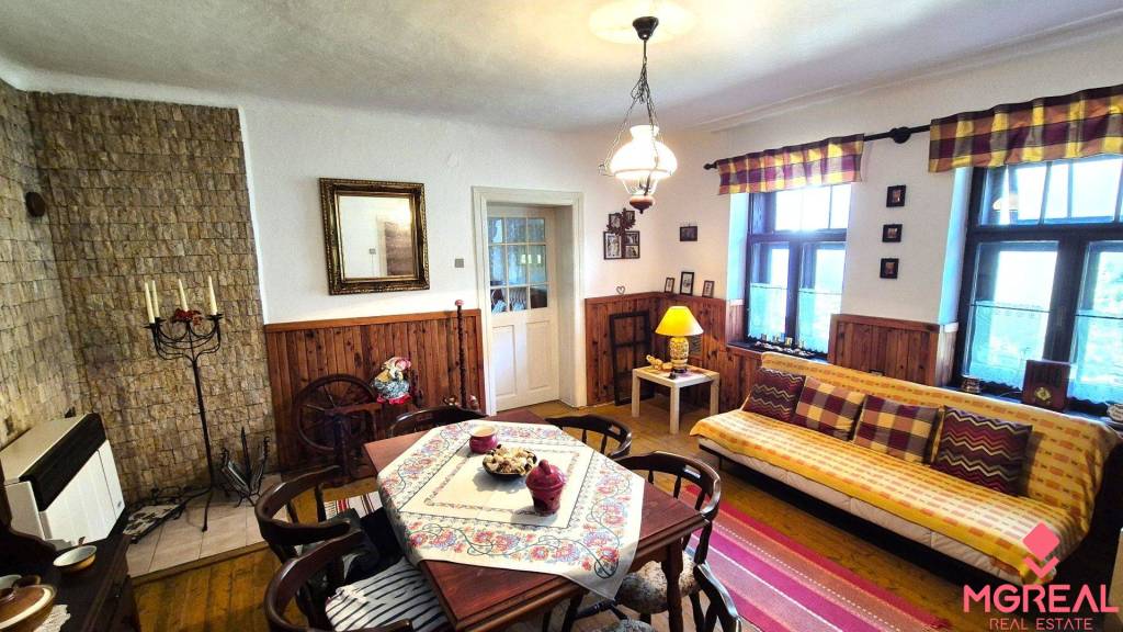 Predaj - chalupa - rodinný dom Tesáre - 11