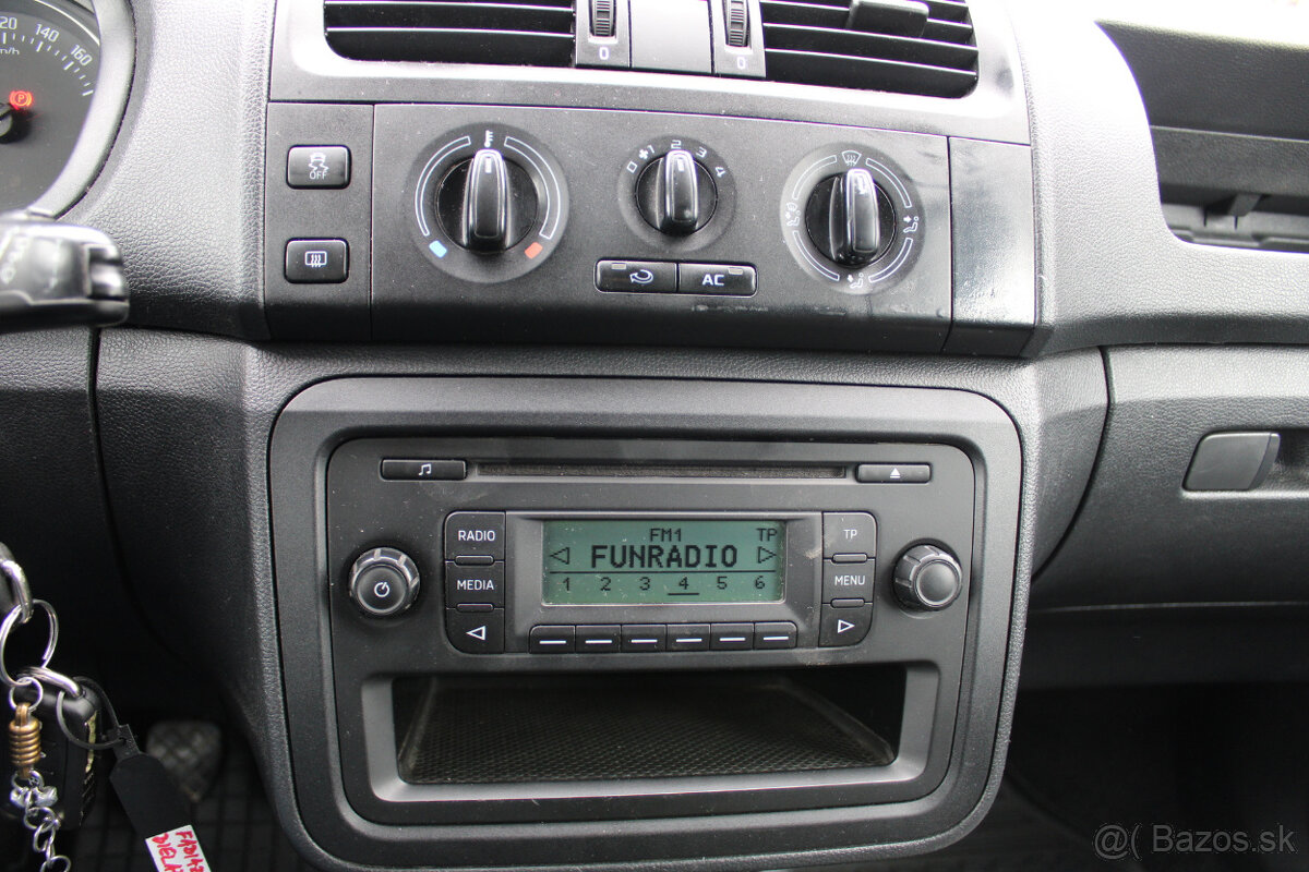 Škoda Fabia Combi 1.4 16V Ambiente - 11