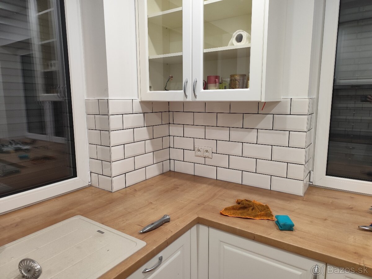 REKONŠTRUKCIE BYTOV -INTERIÉROV, DOMOV - 11