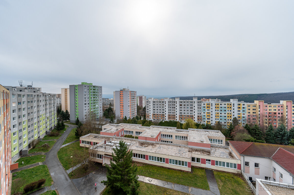 Na predaj 3 izbový byt - Košice, KVP - 11