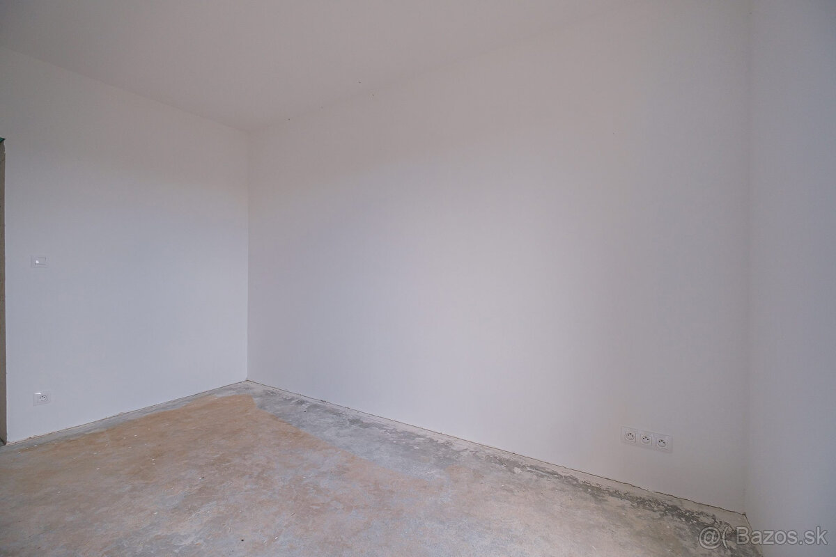 Na predaj 3-izbový byt so slnečným balkónom v novostavbe kús - 11