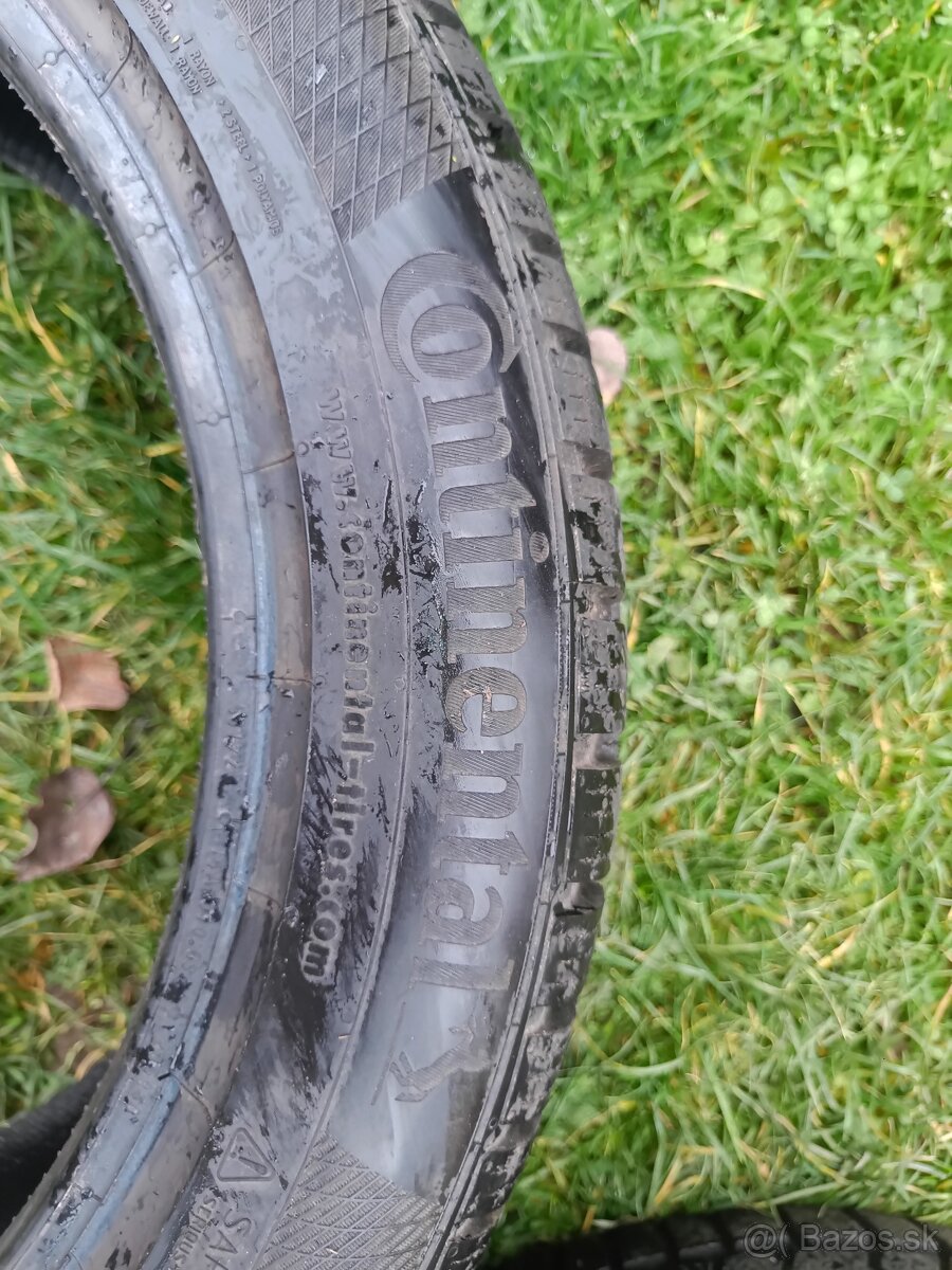 4x zimné 235/45 r17 - 11