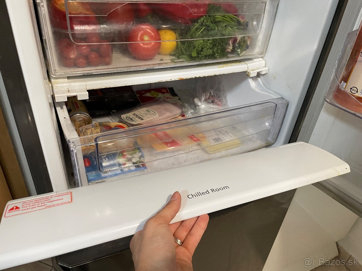 Chladnicka s mraznickou Samsung - 11