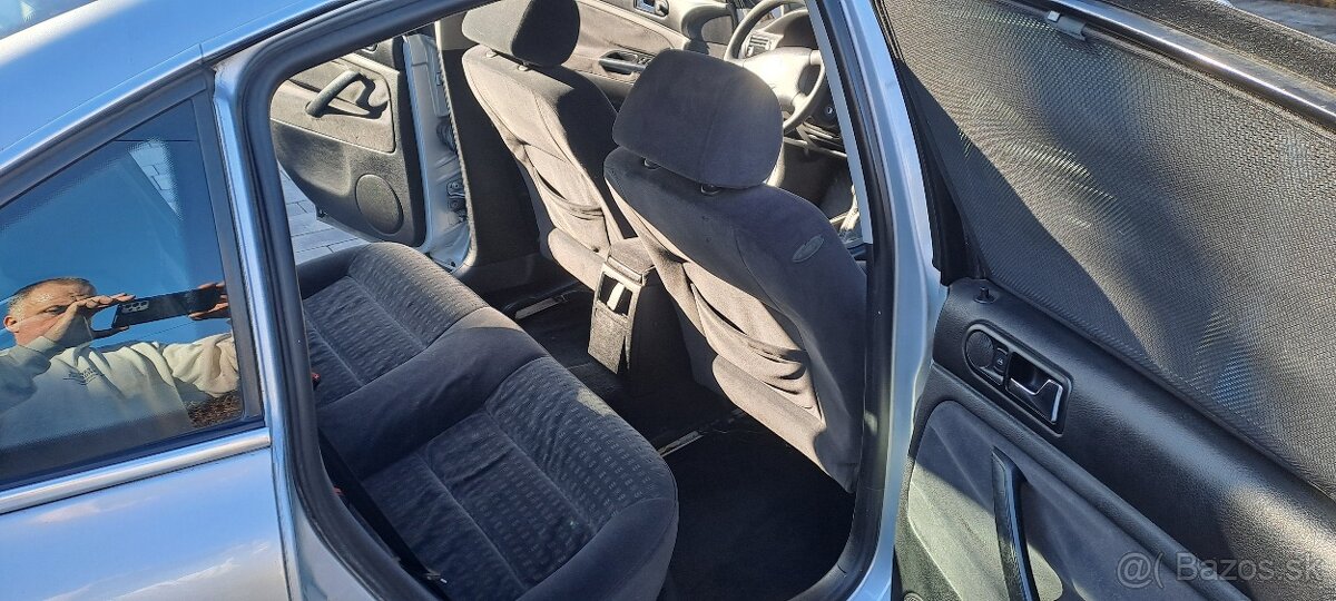 Volkswagen passat 1.9 Tdi - 11