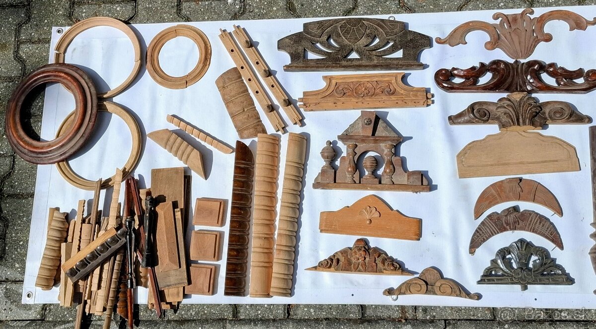 SÚČIASTKY NA STAROŽITNÉ HODINY A NÁBYTOK - 11