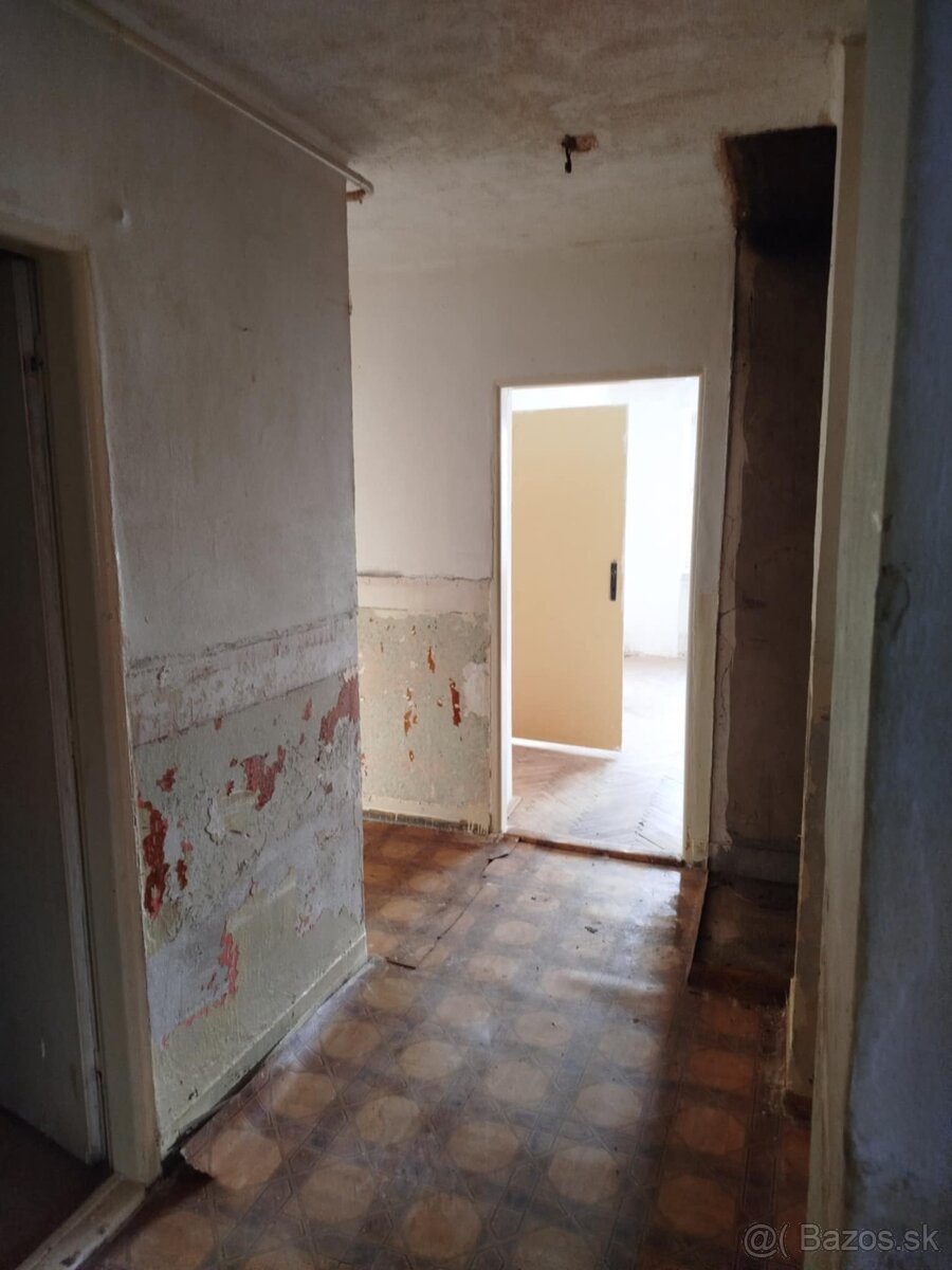 2 izbový byt Vranov nad Topľou - 11