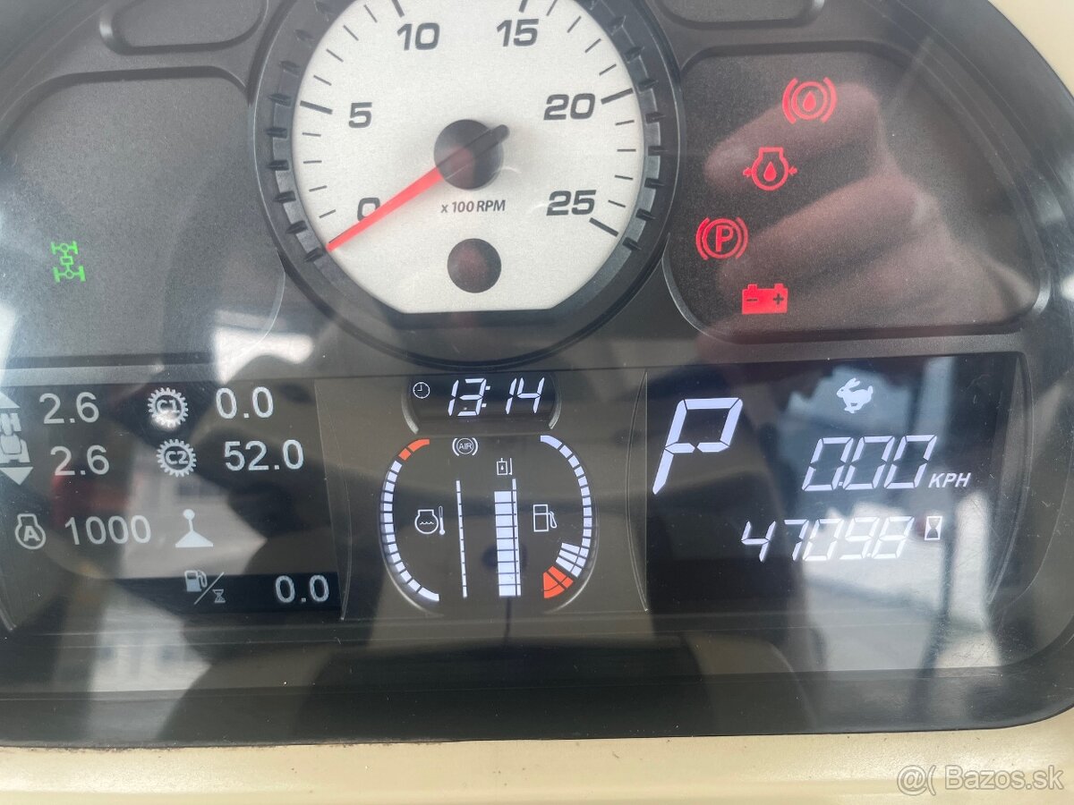 Massey Ferguson 8737 Dyna-VT - 11