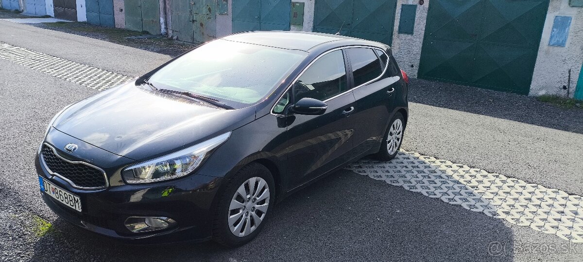 Kia Ceed - 11