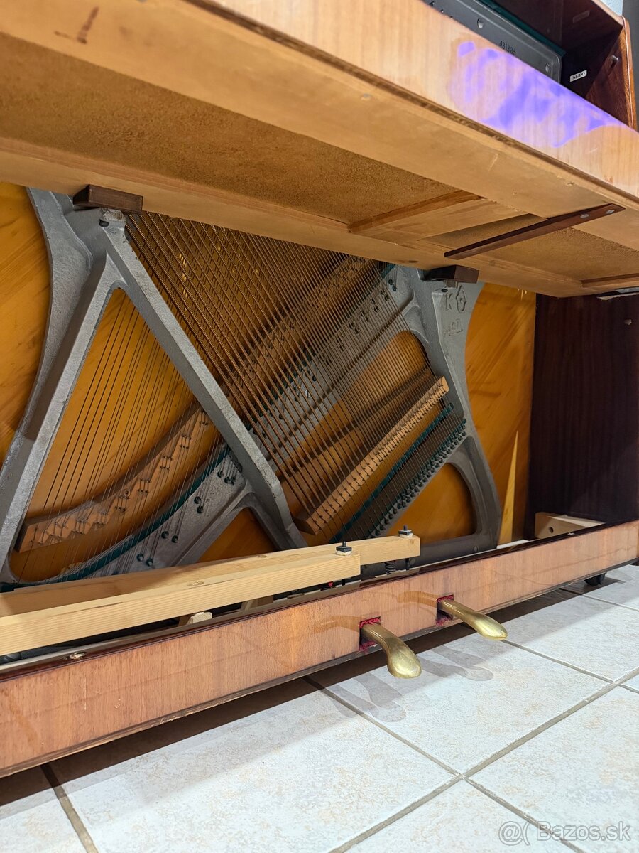 Predám klavír IRMBACH – výborný stav - 11