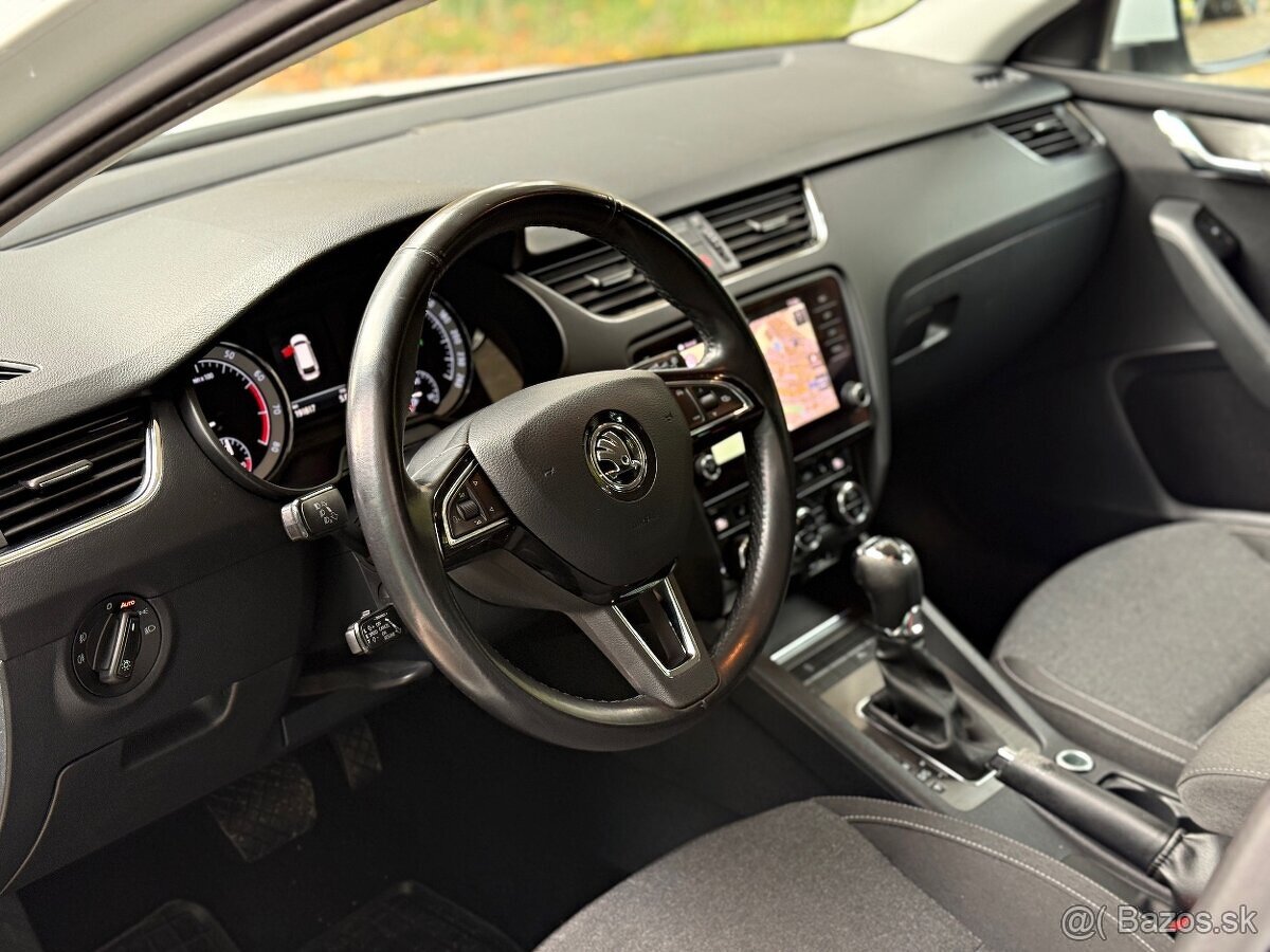 ŠKODA OCTAVIA III LIFT 1.5TSI DSG SOLEIL FULL LED NAVI - 11