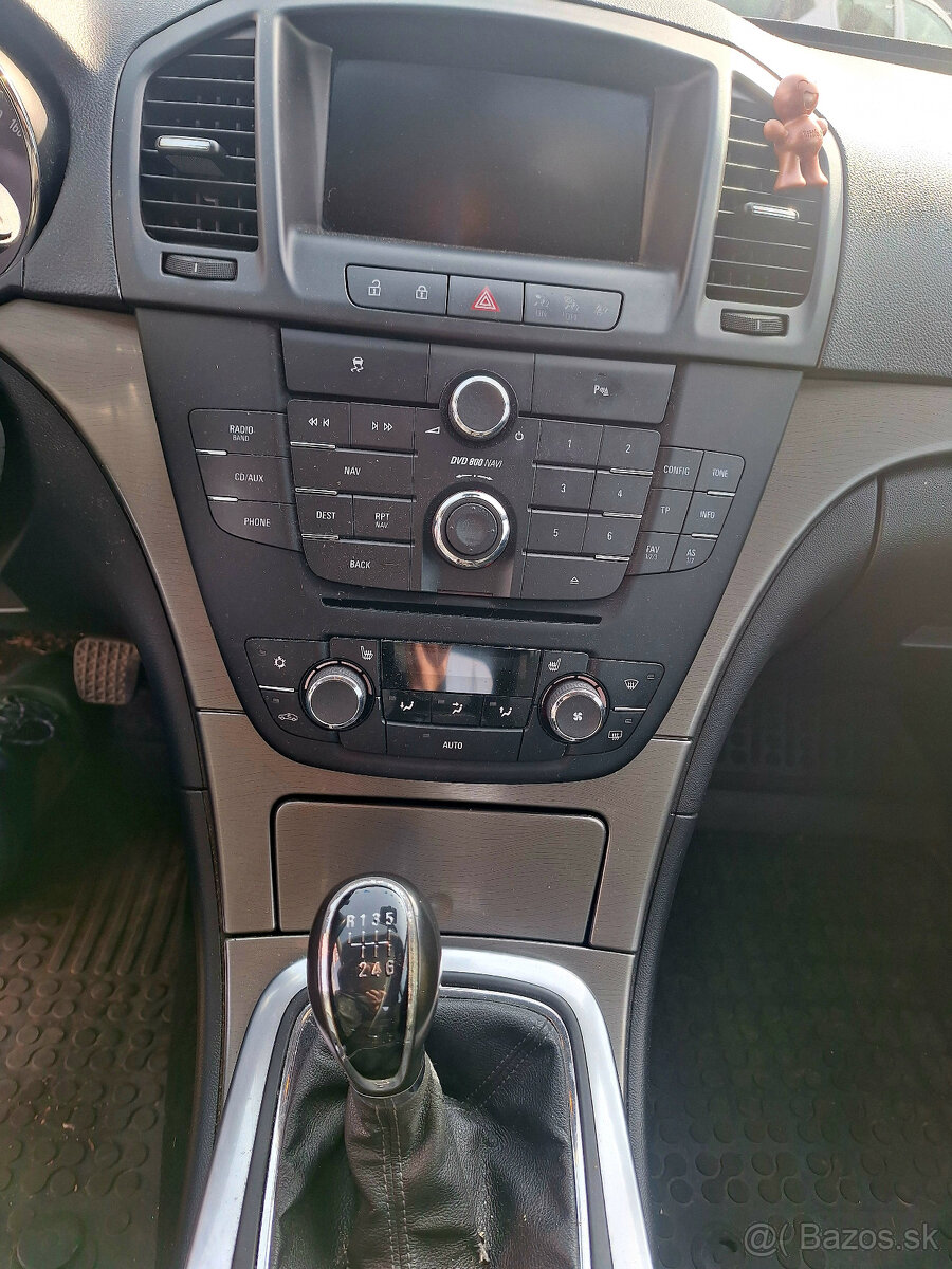 Opel Insignia ST 2.0 CDTI 130k Sport - 11