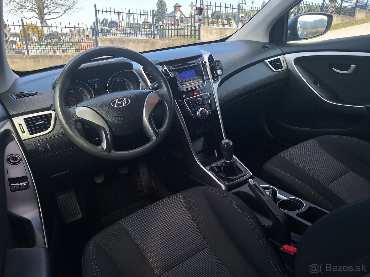 Hyundai i30 combi 1.4 crdi 66kw - 11