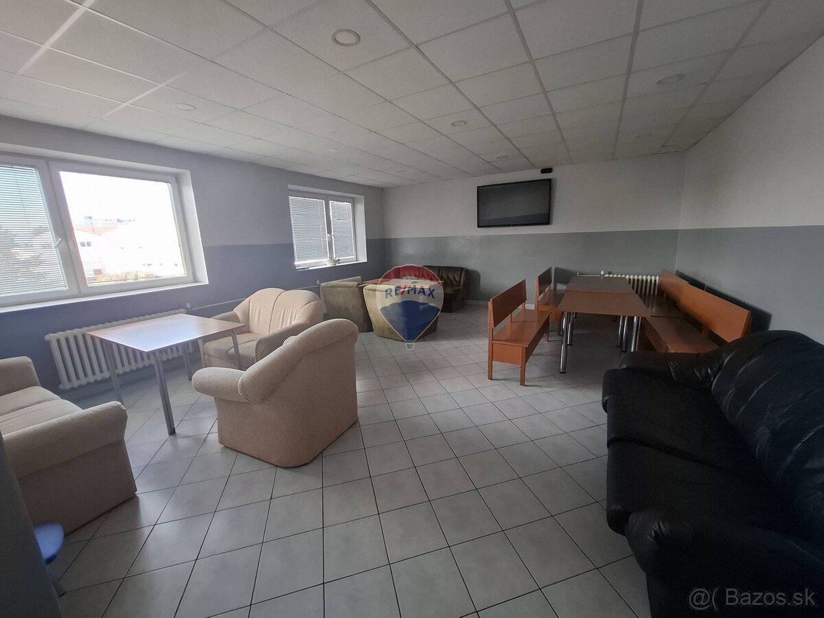 RE/MAX | Veľké zníženie ceny zabehnutej ubytovne v Galante – - 11