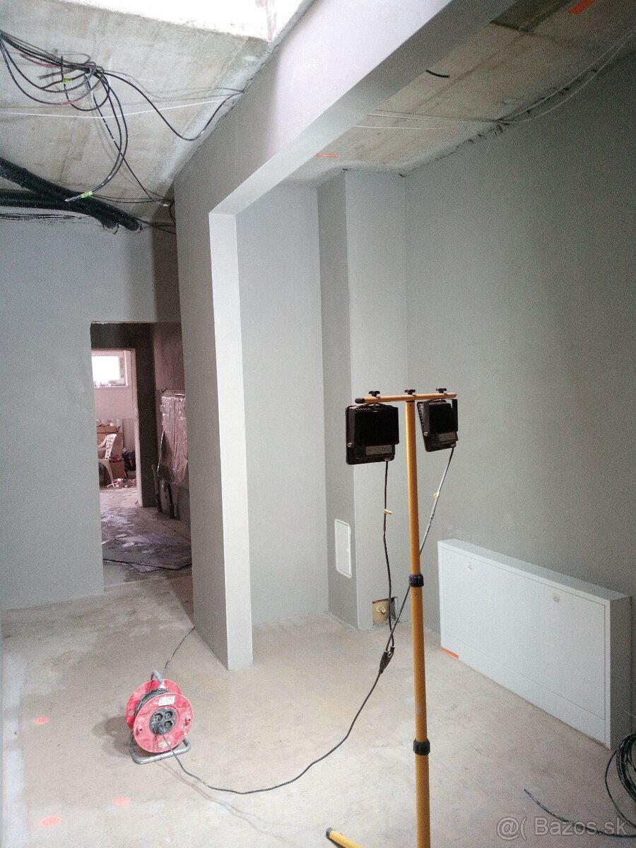 STROJOVÉ OMIETKY - 11