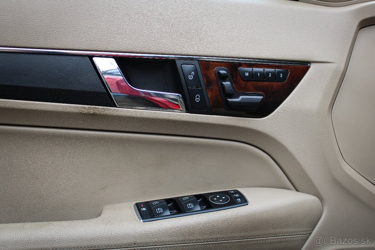 Mercedes-Benz E trieda Kupé 200 BlueEFFICIENCY 7G - 11