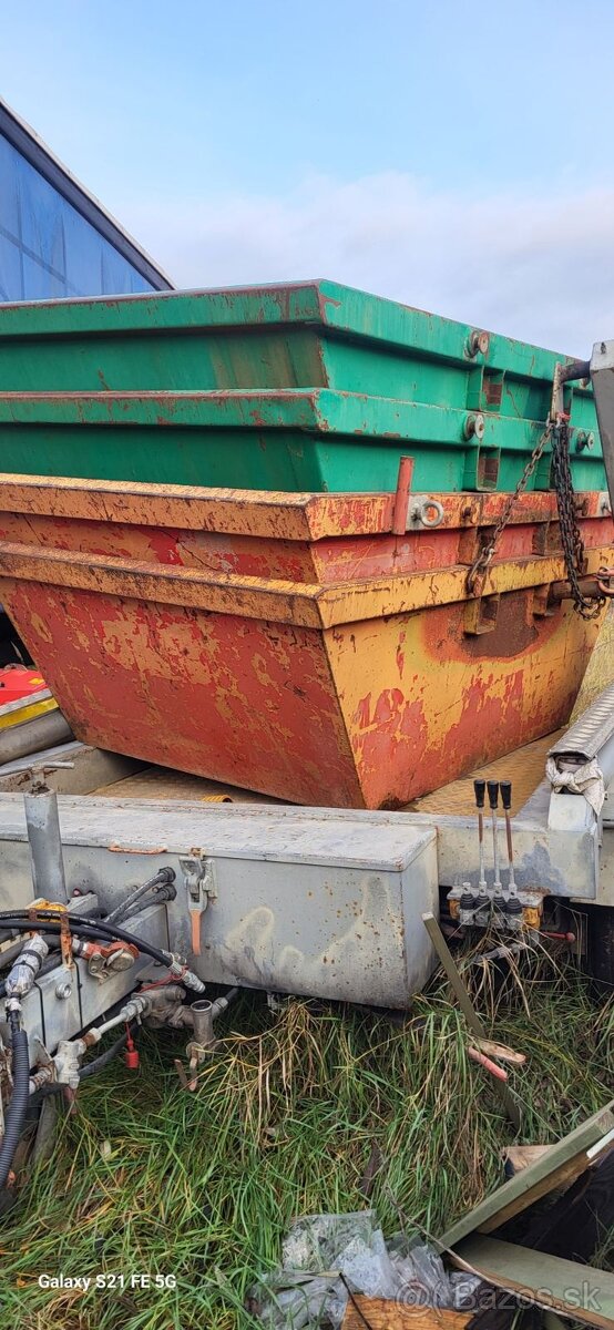 Hakovy nosič kontajnerov - 11