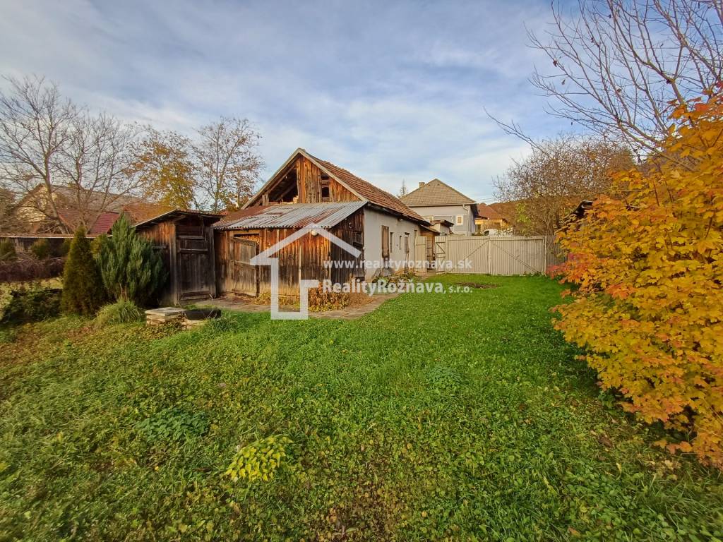 Pekný rodinný dom v obci Dlhá Ves. - 11