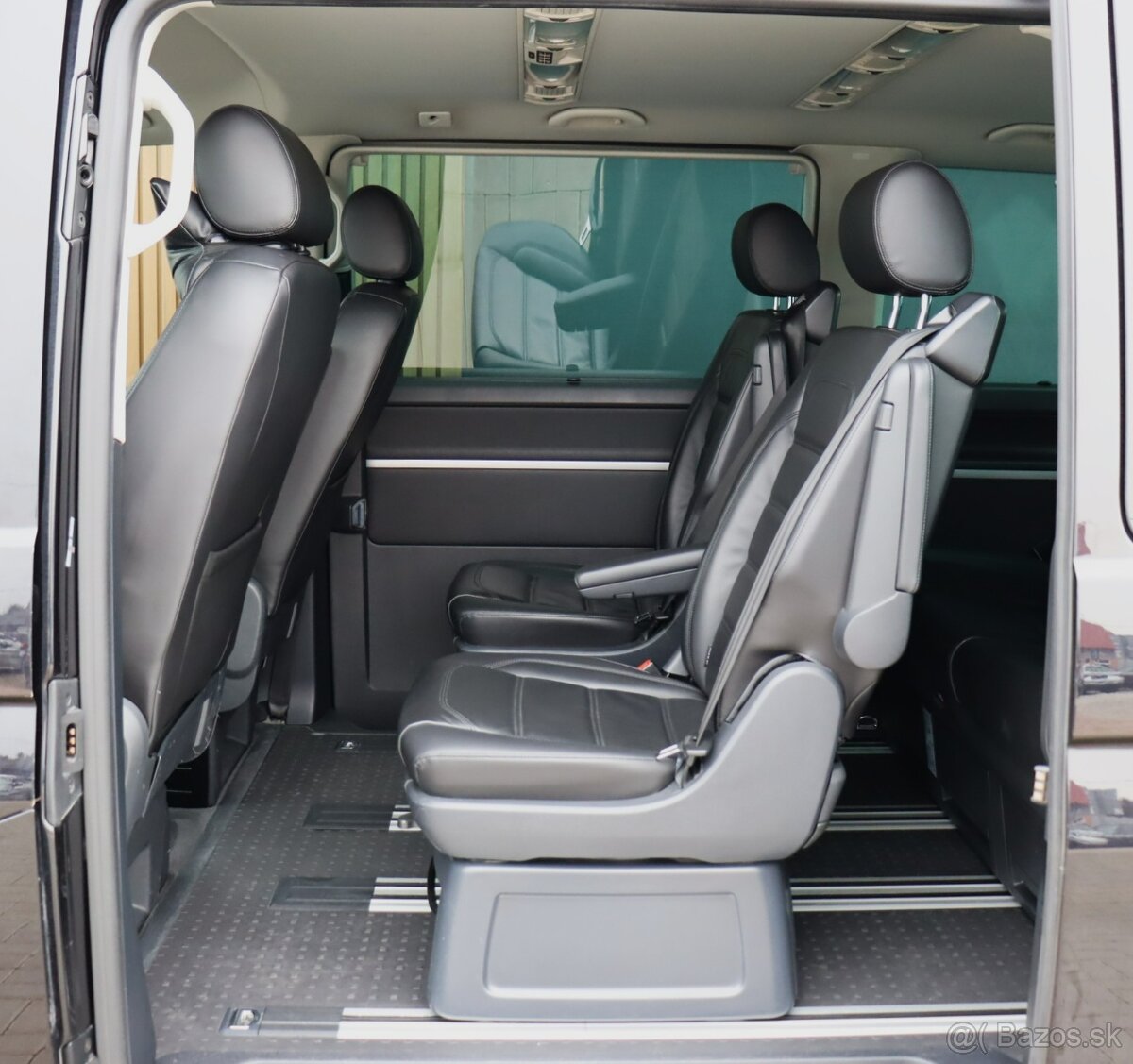 Volkswagen T6 Multivan 2.0 BiTDI BMT Highline 4MOTION DSG - 11