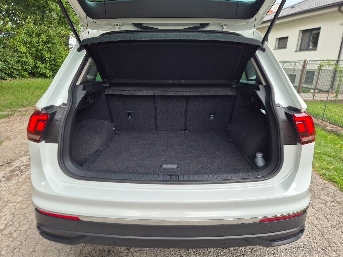===Volkswagen Tiguan=== - 11