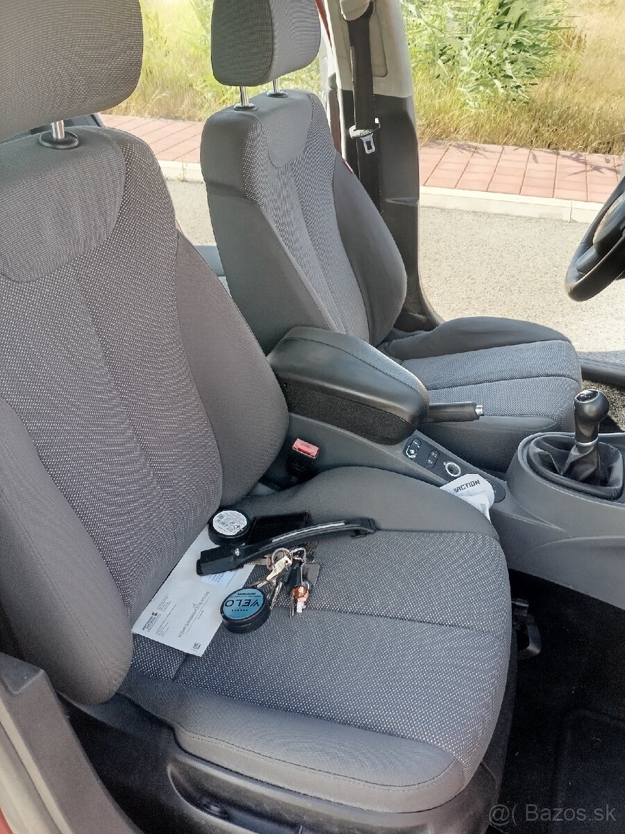 Seat Leon 5st Manuál 1.6 MPI benzín - 11