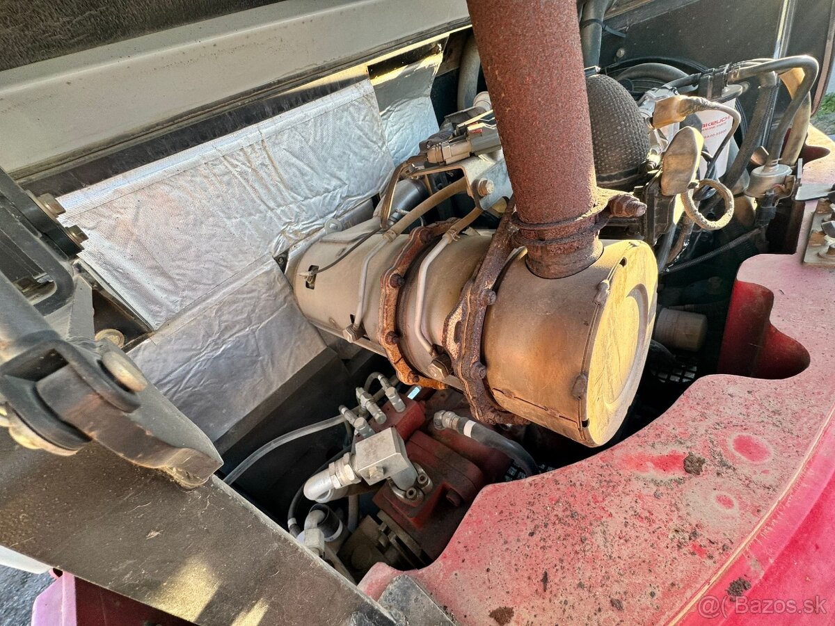 Pásový minibagr TAKEUCHI TB 290 - 11