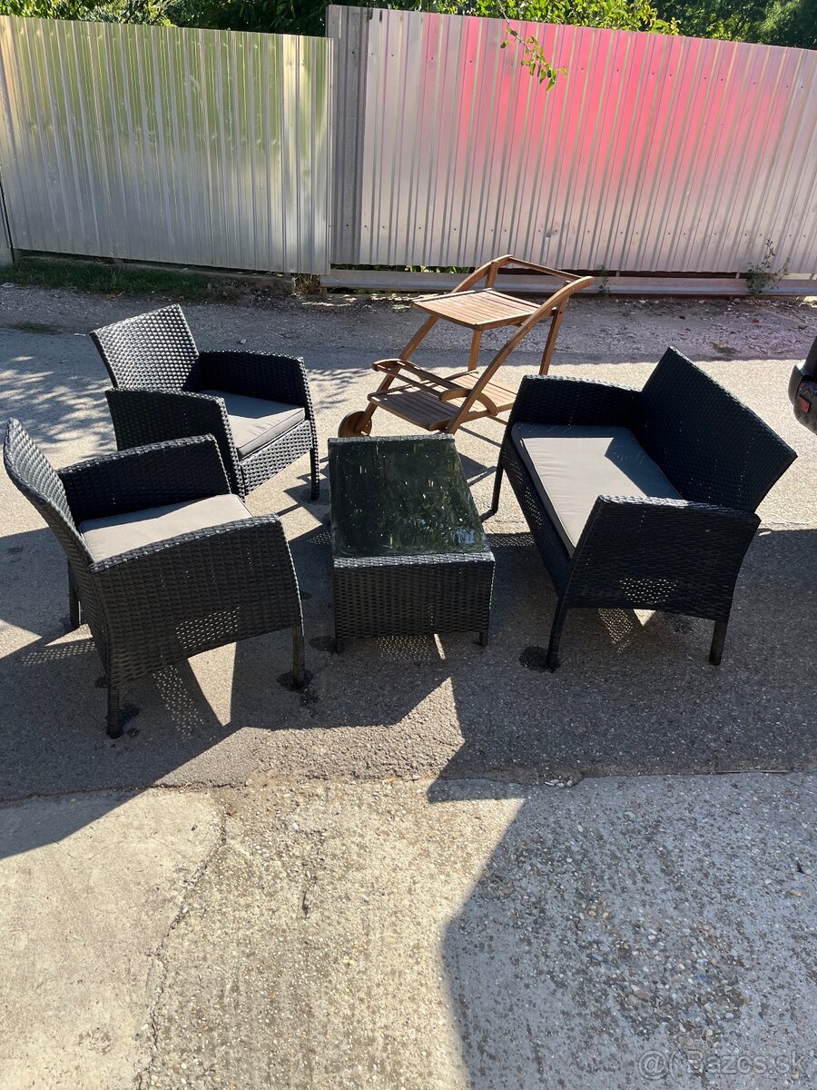 Ratanové sedenie plus servírovací stolík - 11