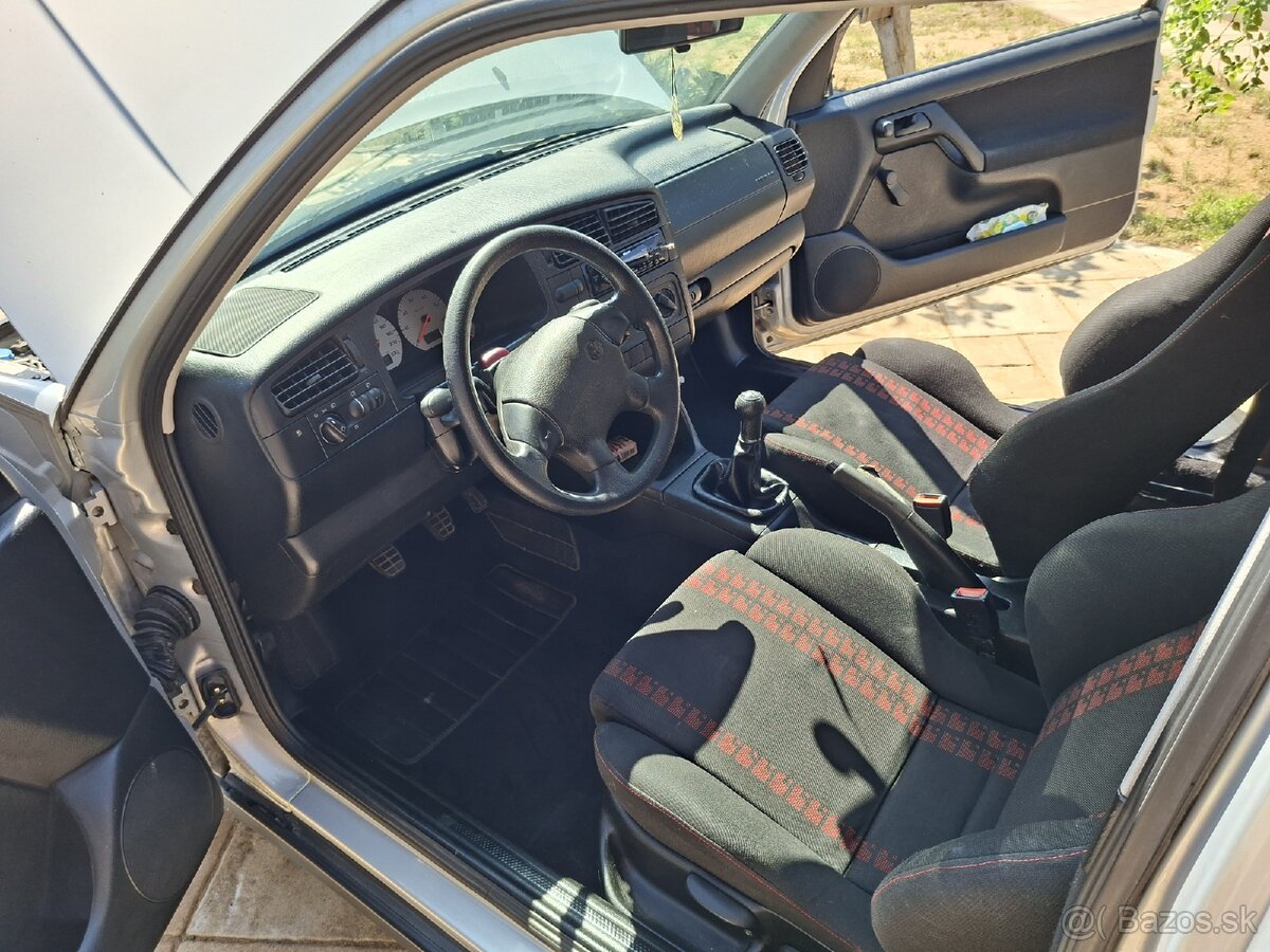 Golf mk3 1,6 55kw - 11