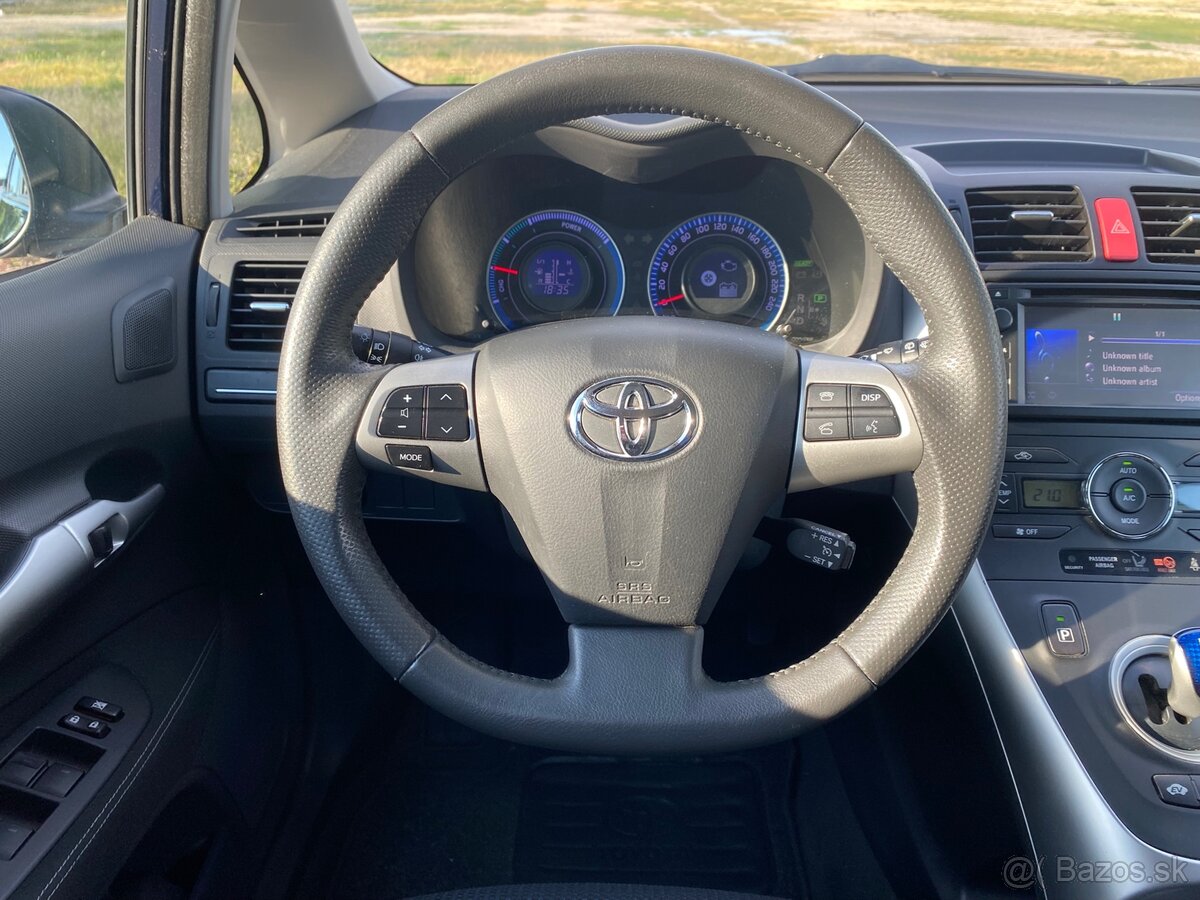 Toyota Auris 1.8 Hybrid/Benzin Executive 2012 - 11
