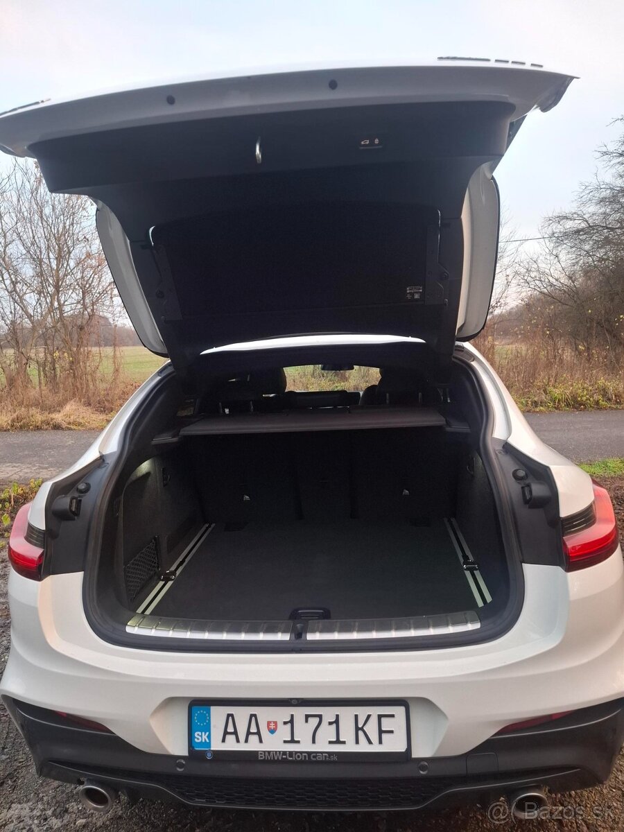 BMW X4 v top stave, nehavarované - 11