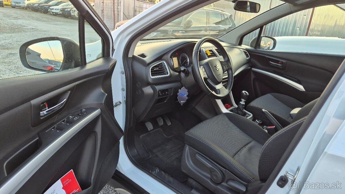 Suzuki SX4 S-Cross 1.6 DDiS Elegance 4WD - 11