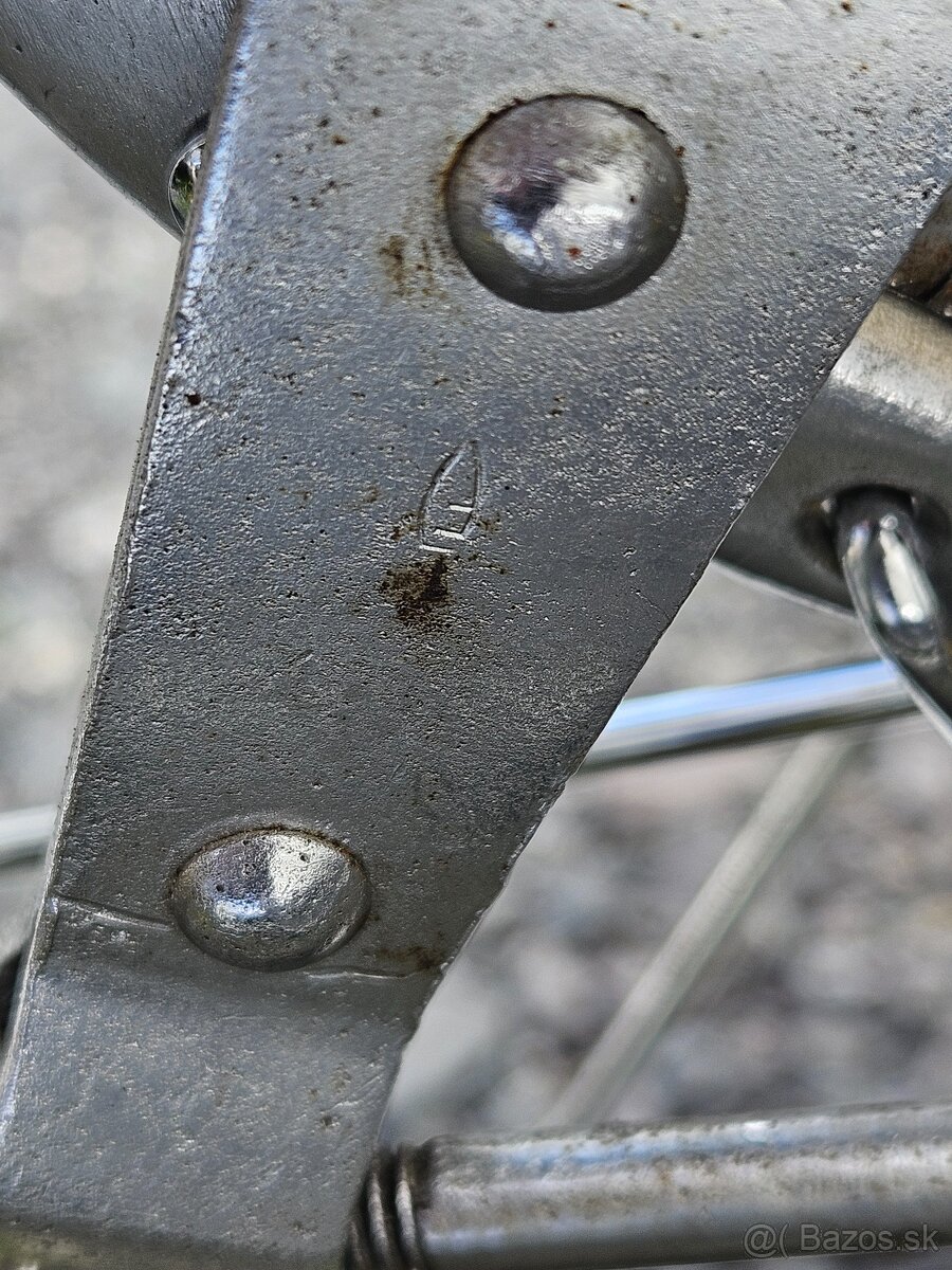 Jawa 250 Special - 11