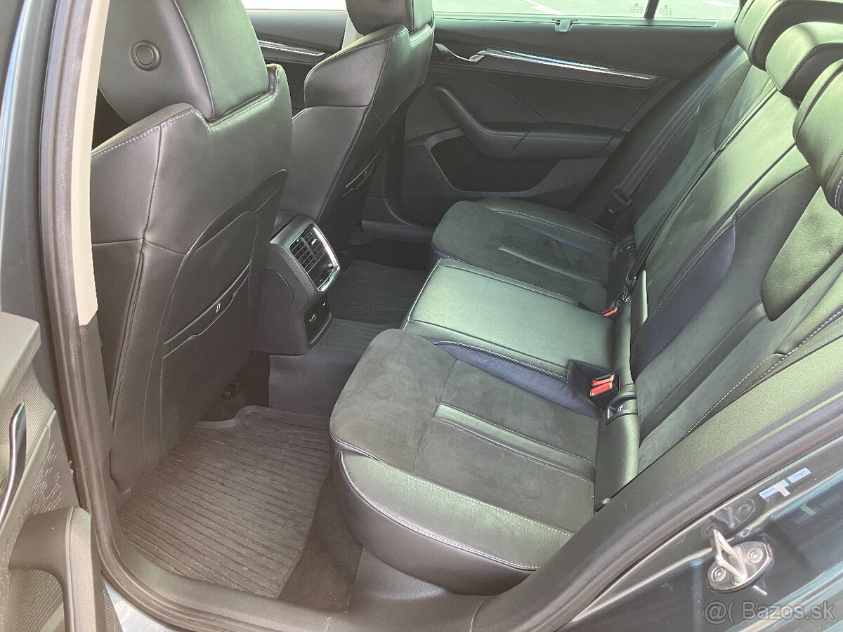 Škoda Octavia IV Combi 2.0 tdi MATRIX/VIRTUAL/HEAD UP - 11