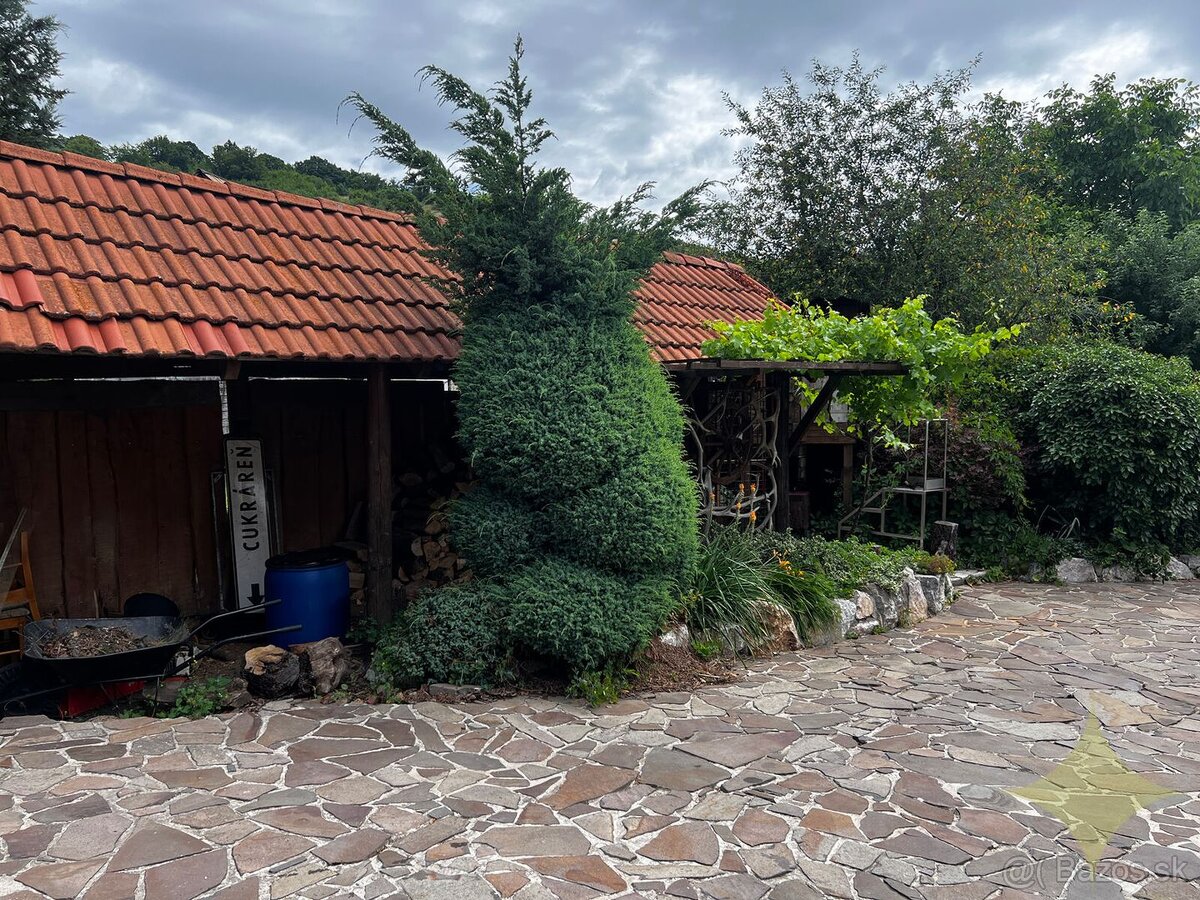 Predaj dvoch vidieckych rodinných domov - 11