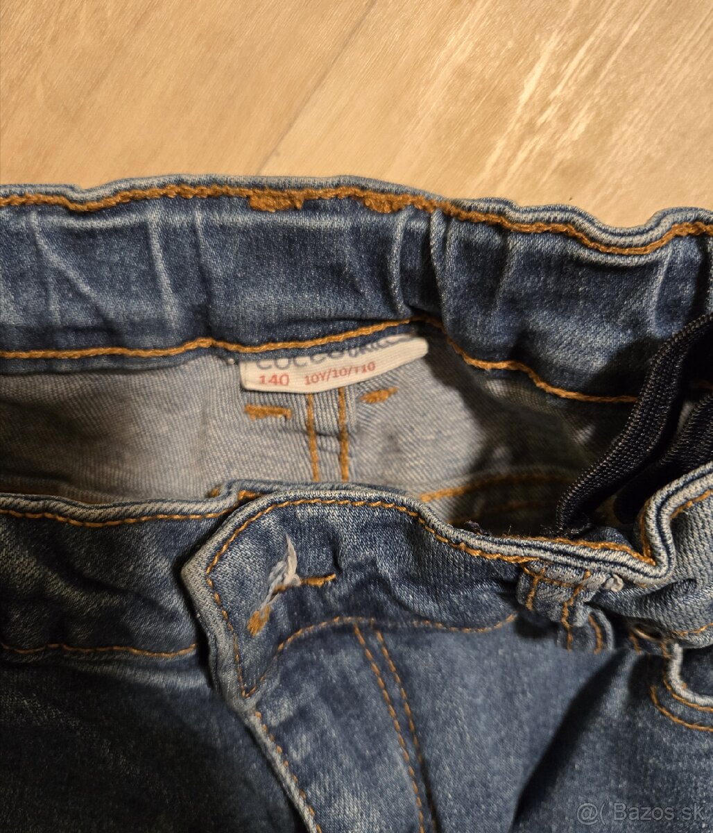 Predám chlapčenské pulóvre a rifle 140, 10Y - 11