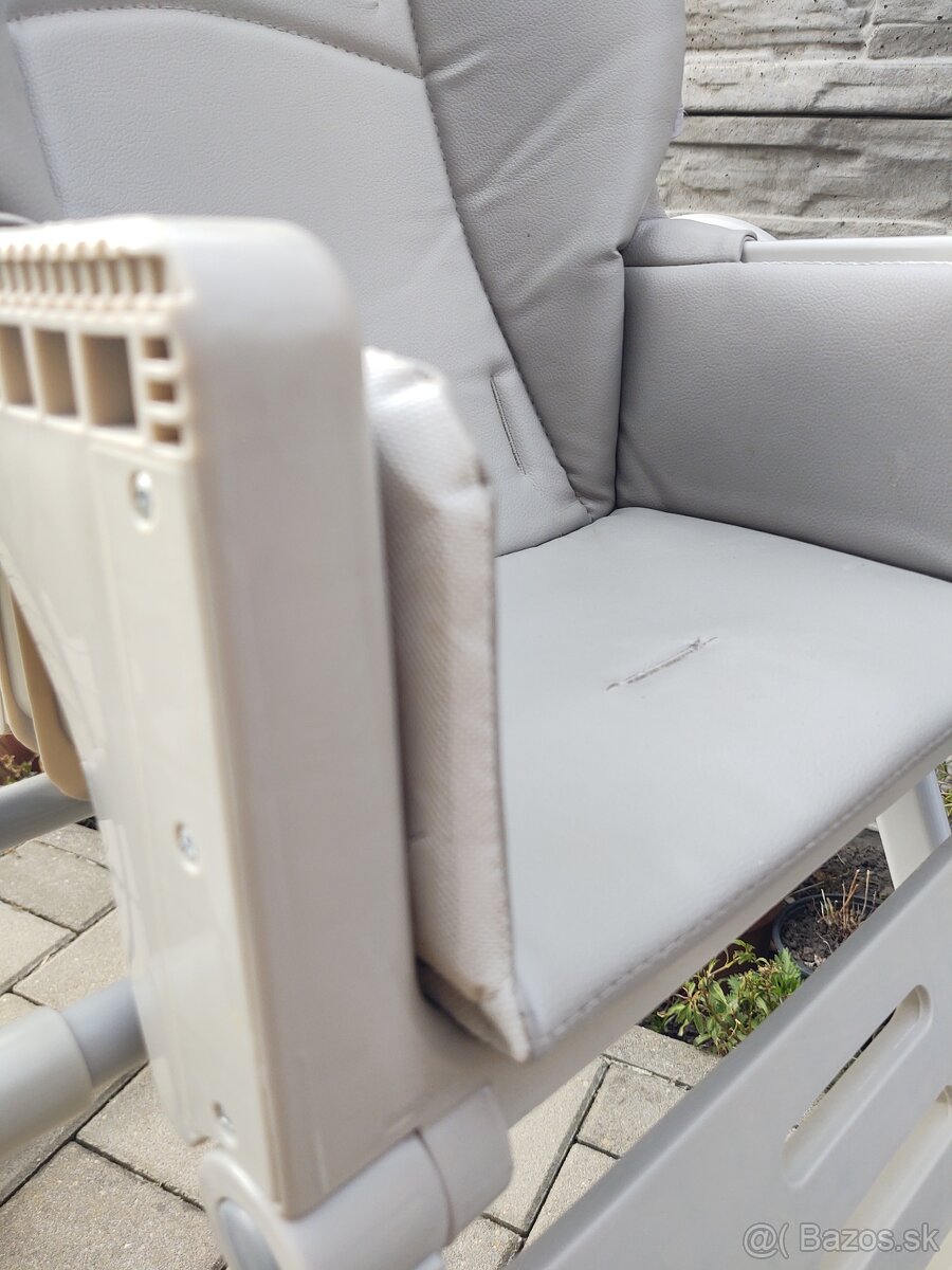 Detská stolička na kŕmenie - 11